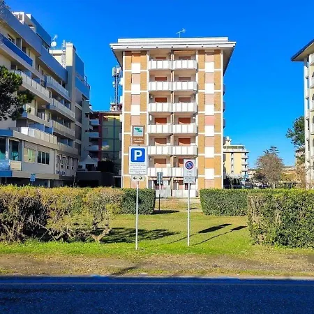 Fuer 4 Personen Ca 40 Qm In Bibione, Adriakueste Italien Und Umgebung アパート *