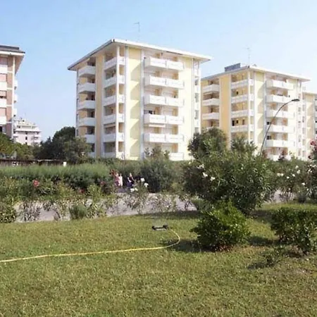 Fuer 4 Personen Ca 40 Qm In Bibione, Adriakueste Italien Und Umgebung ビビオーネ