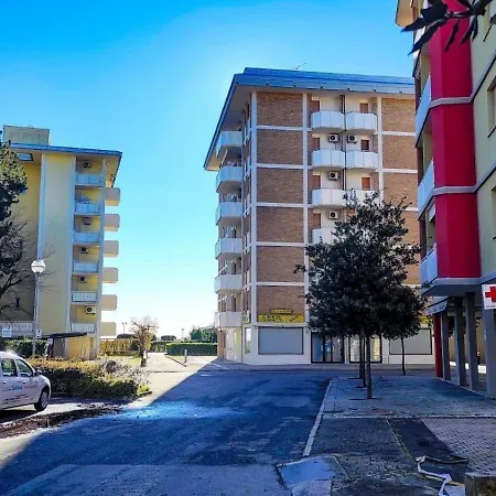 Lejlighed Fuer 4 Personen Ca 40 Qm In Bibione, Adriakueste Italien Und Umgebung